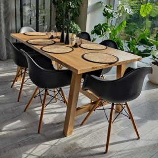 FORMA - skandinaviško stiliaus medžio masyvo stalas